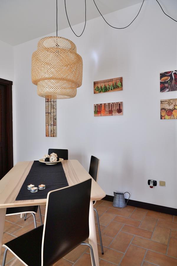 Hotel Domus Giuliae Trecastagni Zewnętrze zdjęcie